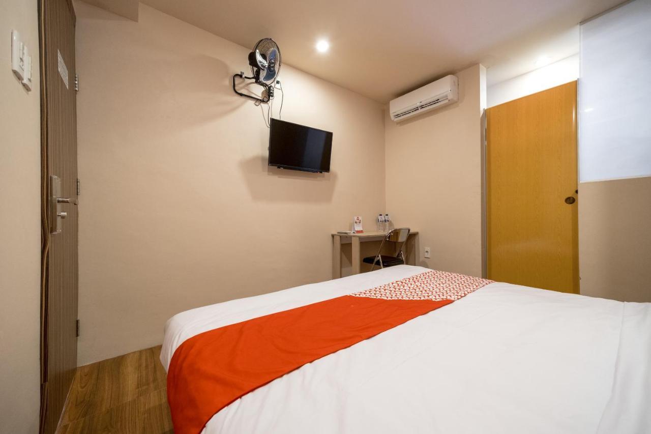 Oyo 291 Medan City Syariah Exterior foto