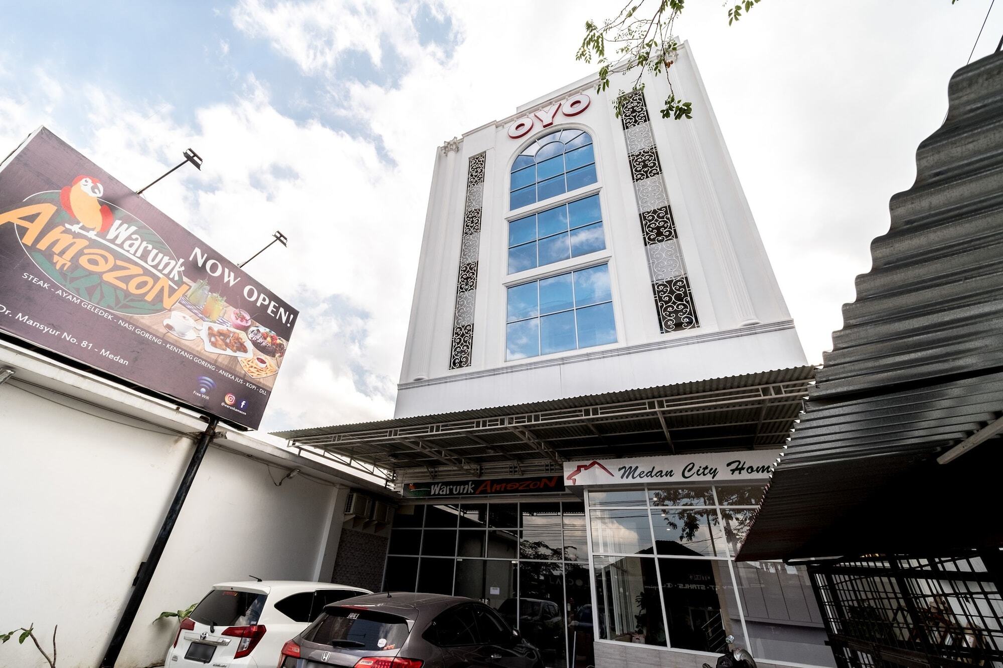 Oyo 291 Medan City Syariah Hotel Exterior foto